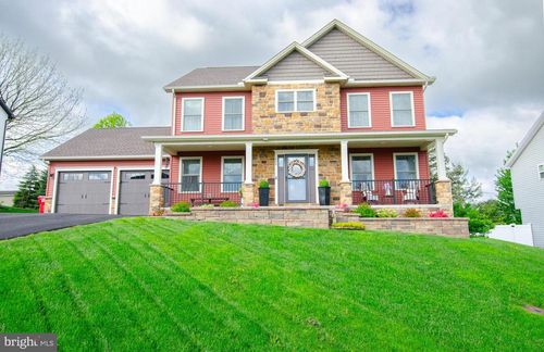 202 Feather Dr, SHIPPENSBURG, PA, 17257-8270 | Card Image