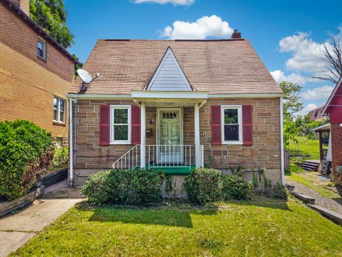 7722 Lloyd Ave, Swissvale, PA, 15218-2250 | Card Image