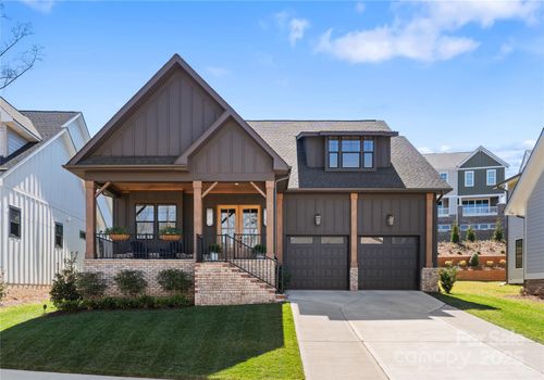 831 Naples Dr, Davidson, NC, 28036-6954 | Card Image