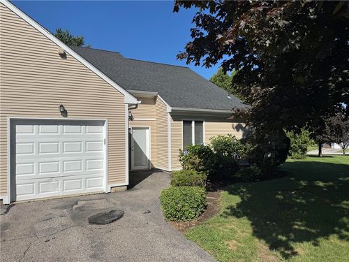 f-66 Nipmuc Trl, North Providence, RI, 02904 | Card Image