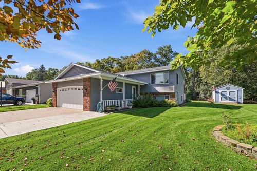 1005 4th Ave N, Sartell, MN, 56377-1450 | Card Image