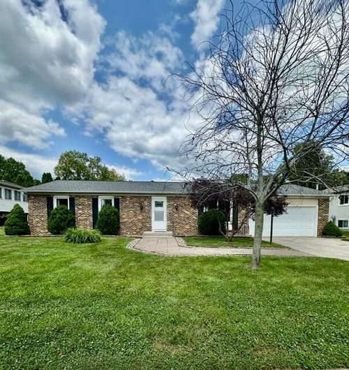 610 Fox Point Dr, Chesterton, IN, 46304 | Card Image