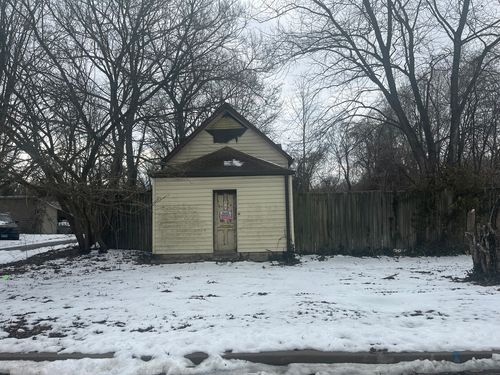 600 Lampert St, Alton, IL, 62002-1738 | Card Image