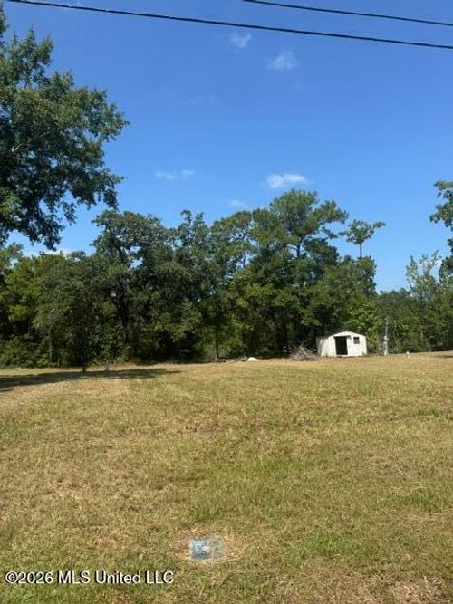 11044 Lake Drive, Bay Saint Louis, MS, 39520 | Card Image