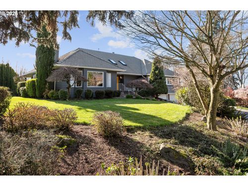 6404 Nw Dogwood Dr, Vancouver, WA, 98663-1045 | Card Image