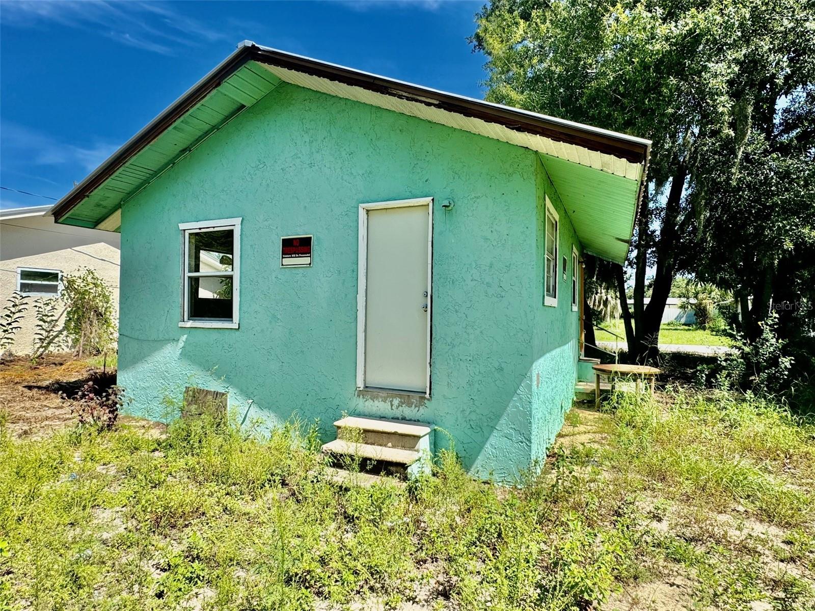 Booker St, Avon Park, FL 33825