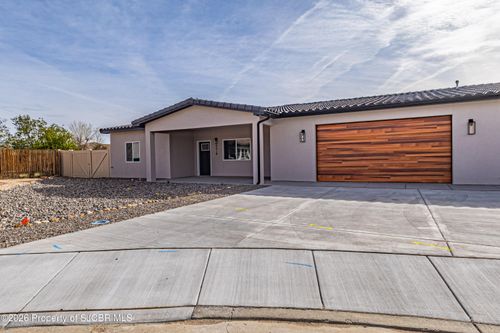 4518 La Colina Court, Farmington, NM, 87401 | Card Image