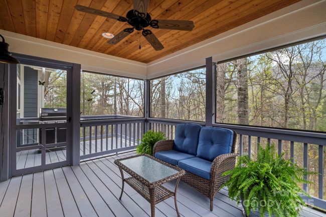 16 Sugarland Ridge Rd, House other with 3 bedrooms, 3 bathrooms and null parking in Fairview NC | Image 20