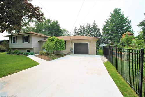 122 Coleman Street, Innerkip, ON, N0J1M0 | Card Image