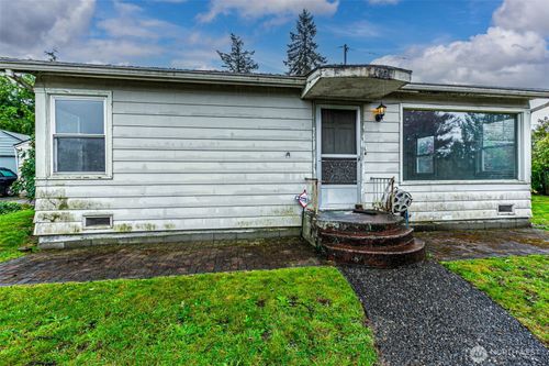 7035 S 127th St, Seattle, WA, 98178-4304 | Card Image