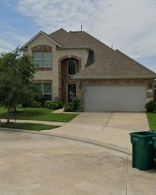 118 Silverglen Ct, La Marque, TX, 77568-2018 | Card Image