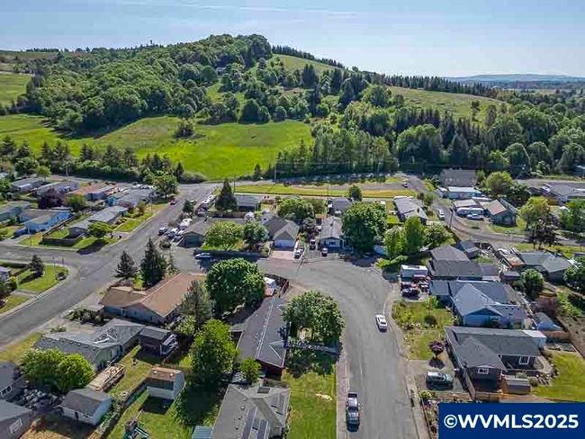 611 Ne Bockes Loop, House other with 3 bedrooms, 2 bathrooms and null parking in Sheridan OR | Image 10