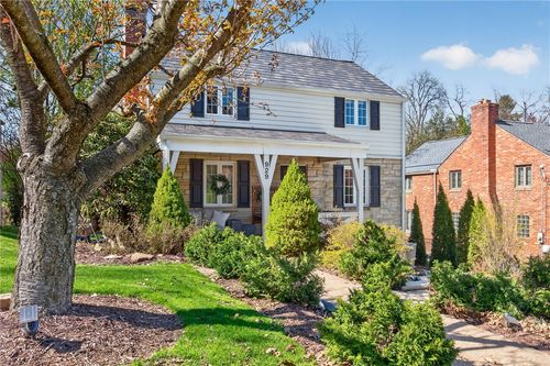929 N Meadowcroft Ave, Pittsburgh, PA, 15216-1118 | Card Image