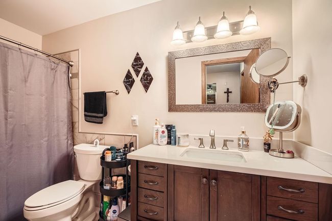 Full Bathroom | Image 15