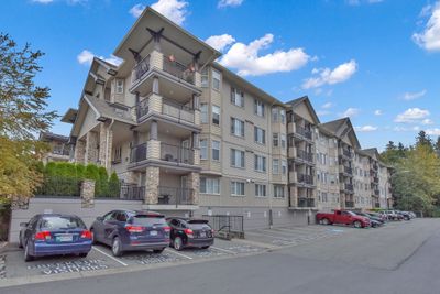 101 - 5438 198 St, Condo with 2 bedrooms, 1 bathrooms and 2 parking in Langley BC | Image 1