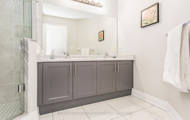3 Dalbeattie Dr, House attached with 4 bedrooms, 3 bathrooms and 1 parking in Brampton ON | Image 30