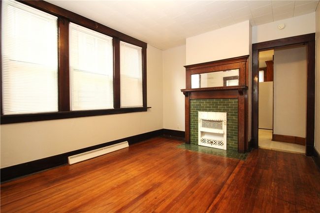 2 - 5127 Liberty Ave, Condo with 2 bedrooms, 1 bathrooms and 2 parking in Bloomfield PA | Image 6