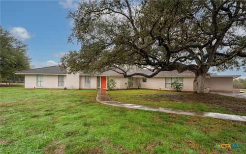 609 Rudeloff Rd, Seguin, TX, 78155-9225 | Card Image