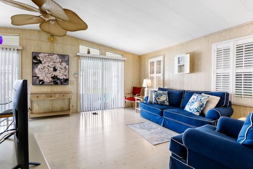 18007 Huapi Bay, Boynton Beach, FL, 33436-2228 | Card Image
