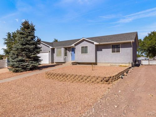 662 S Granby Ln, Pueblo West, CO, 81007-1792 | Card Image