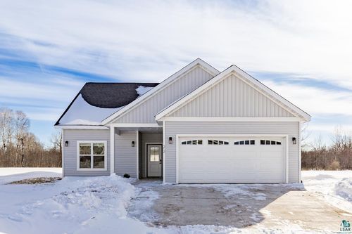 22 Spartan Circle Dr, Superior, WI, 54880-2275 | Card Image