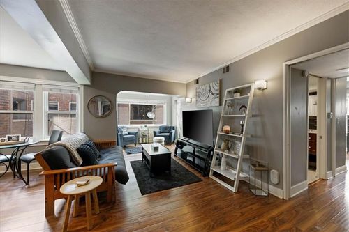 206-700 W 48th St, Kansas City, MO, 64112-1866 | Card Image