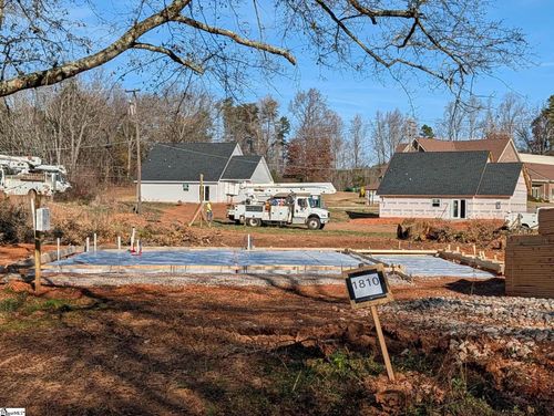 1810 Reid School Rd, Taylors, SC, 29687-6334 | Card Image