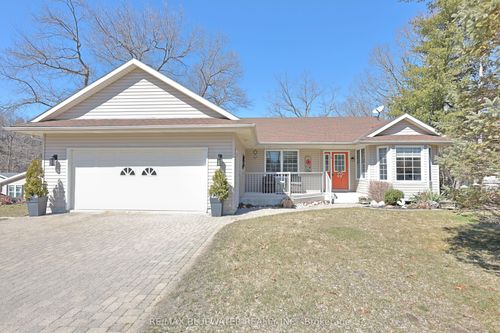 #8 - 9826 Northville Cres, Thedford, ON, N0M2N0 | Card Image