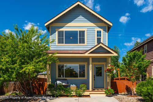 321 W 8th Court, Carbondale, CO, 81623 | Card Image