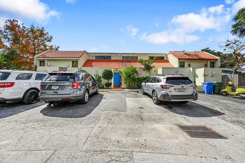 3467 Nw 17th Ter, Oakland Park, FL, 33309-5801 | Card Image