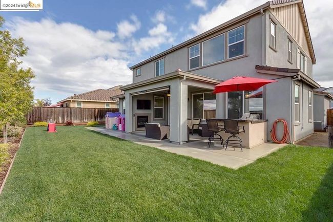 27 Rustic Ct, House other with 5 bedrooms, 3 bathrooms and 3 parking in Oakley CA | Image 9