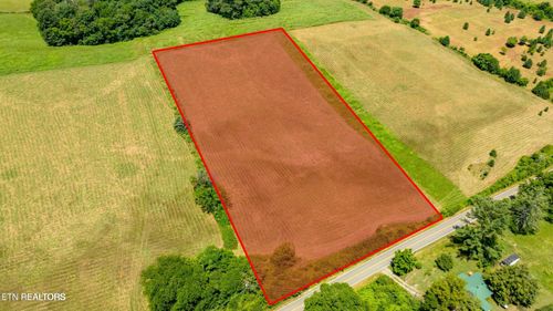 3 Thorngrove Pike, Kodak, TN, 37764 | Card Image