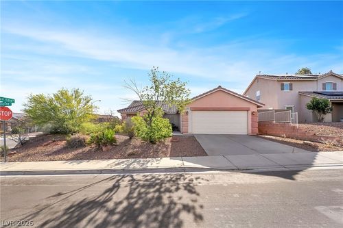 240 Springtime St, Henderson, NV, 89012-4864 | Card Image