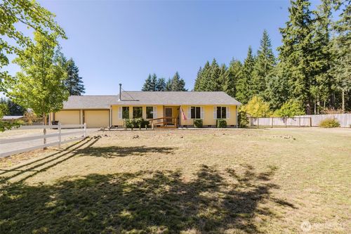 231 E Deer Creek Rd, Shelton, WA, 98584-7532 | Card Image