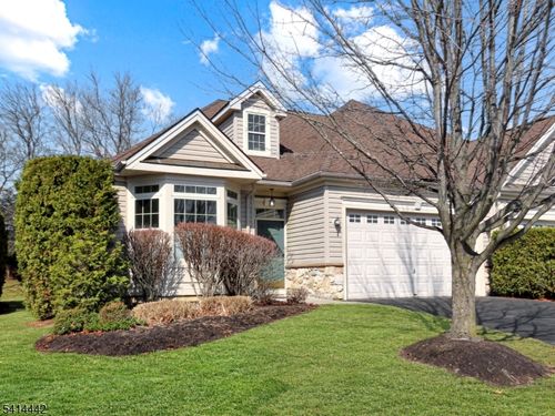 559 Edward St, Phillipsburg, NJ, 08865-1988 | Card Image