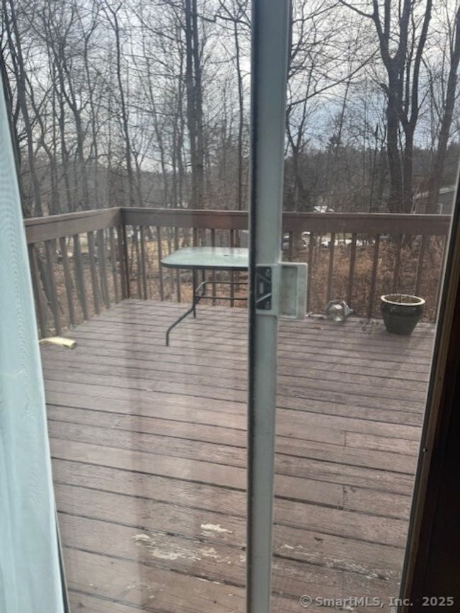 38 High St, House other with 3 bedrooms, 2 bathrooms and 4 parking in Middlefield CT | Image 5