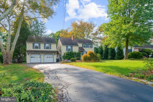 526 Green St, ROYERSFORD, PA, 19468-2533 | Card Image