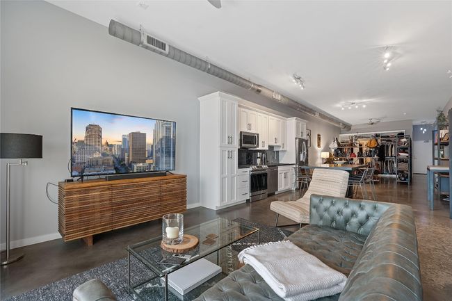 UNIT-319 - 2124 E 6 Th St, Condo with 1 bedrooms, 2 bathrooms and 1 parking in Austin TX | Image 15