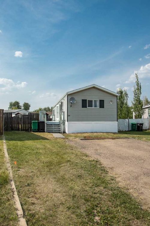 24 Deer Ridge Drive, High Level, AB, T0H1Z0 | Card Image