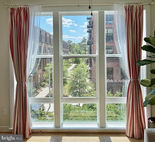 402-11200 Reston Station Blvd, RESTON, VA, 20190-5457 | Card Image