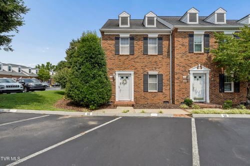 apt-l55-400 Sunset, Johnson City, TN, 37604 | Card Image