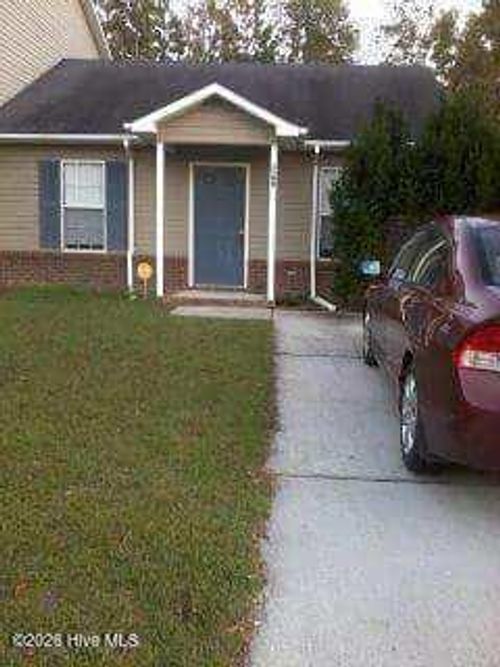 1100 Pueblo Dr, Jacksonville, NC, 28546-8375 | Card Image