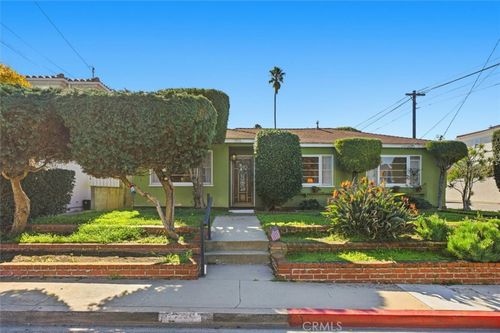 1700 Voorhees Ave, Manhattan Beach, CA, 90266-7046 | Card Image