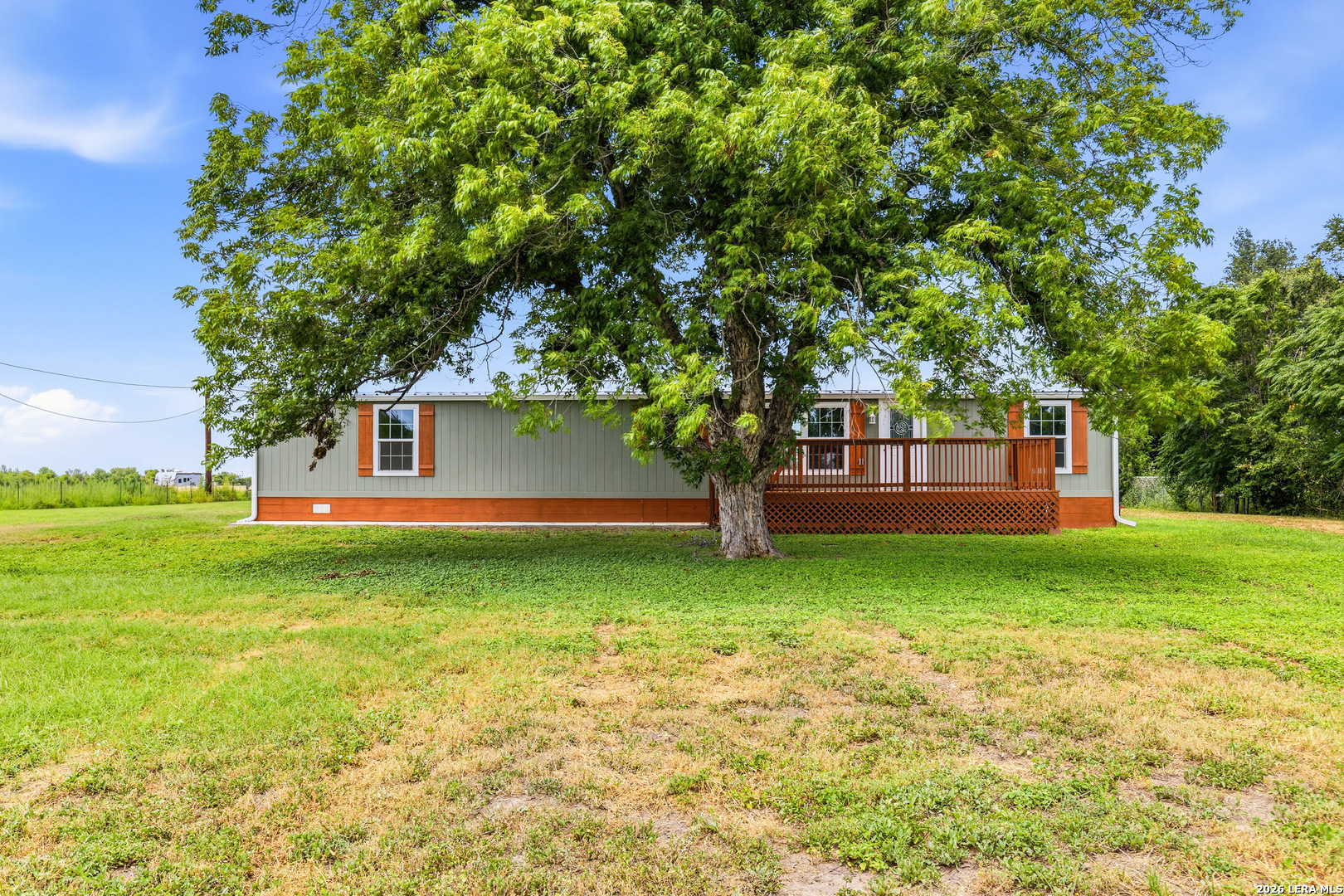 Residential Lease in Lytle