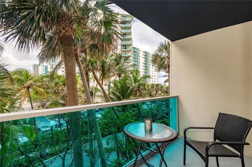 3c-4001 S Ocean Dr, Hollywood, FL, 33019 | Card Image