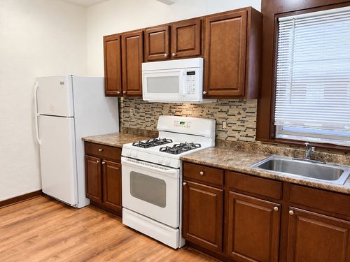 1f-436 Warren Ave, Brockton, MA, 02301-5238 | Card Image