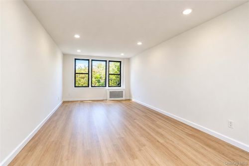 145 W 63rd St, New York, NY, 10023-7030 | Card Image