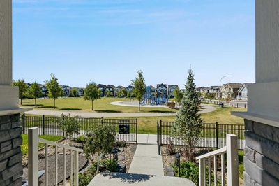 16 Magnolia Mount Se, House detached with 4 bedrooms, 3 bathrooms and 2 parking in Calgary AB | Image 1