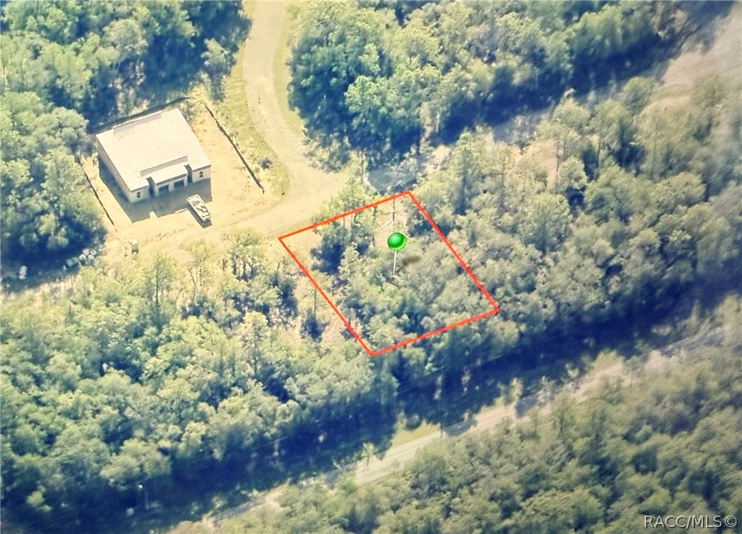 Land in Dunnellon