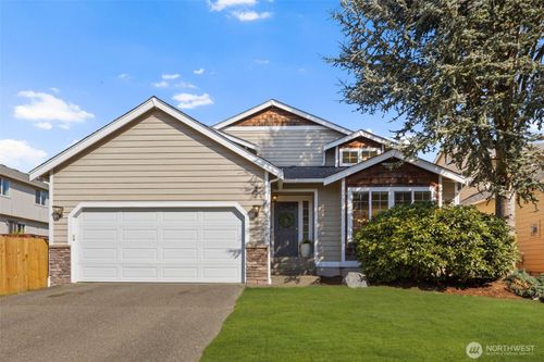 27214 212th Ave Se, Maple Valley, WA, 98038-3353 | Card Image